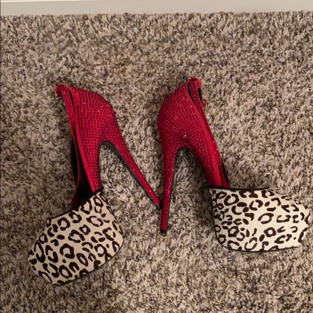 Steve Madden heels size 8.5